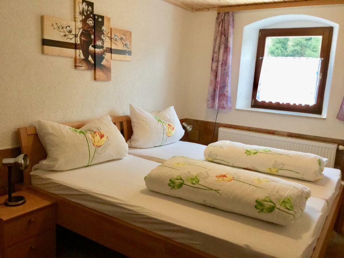 Ferienwohnung Am Gruenbach 쿠로르트라텐 외부 사진